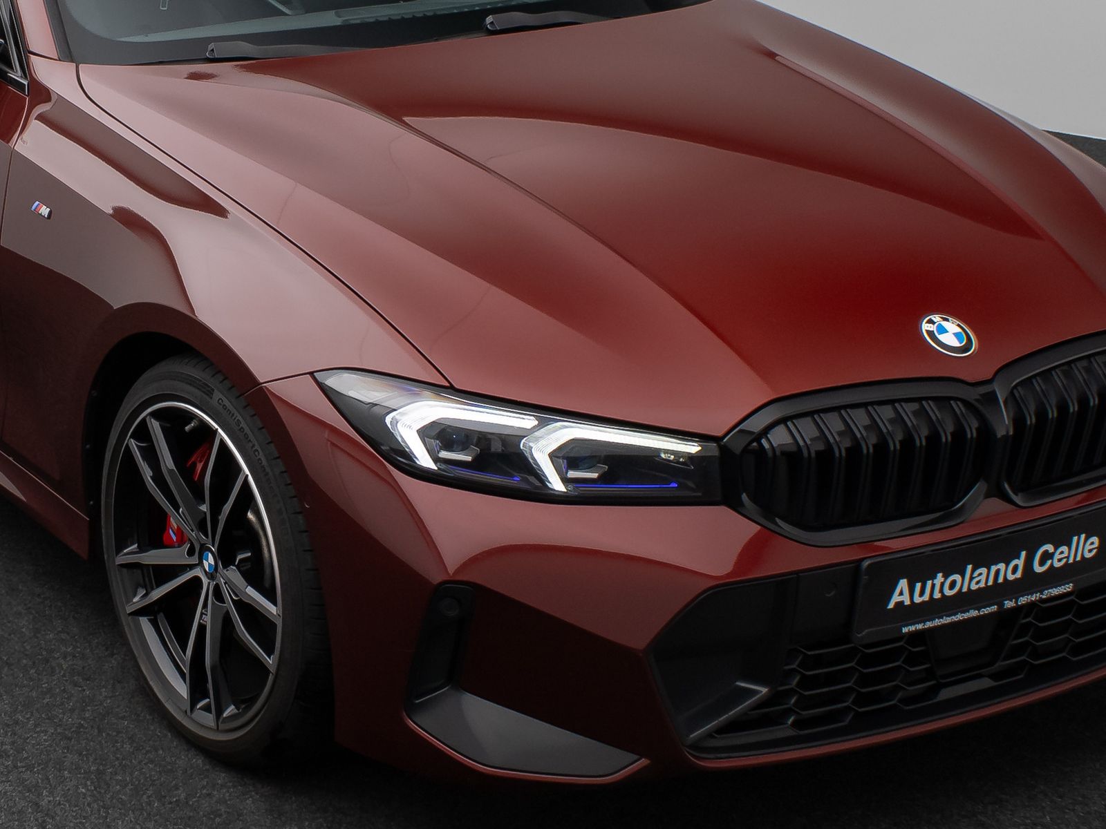 Fahrzeugabbildung BMW 320d M Sport Kamera HUD DAB H/K Komfort 19Zoll