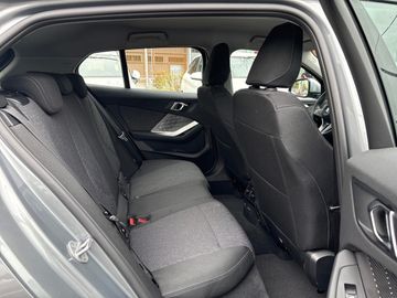 BMW 120 DAB LED Komfortzg. Parkassistent Klimaaut.