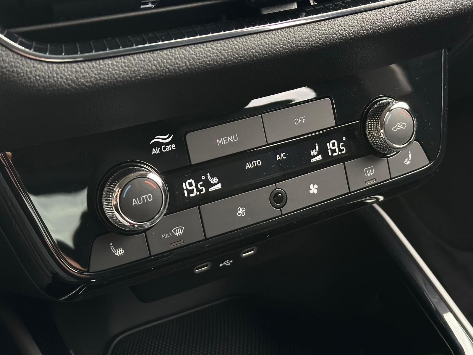 SKODA Fabia 1.0TSI SELECTION 130 JAHRE PREMIUM EDITION - Image 14