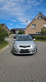 Toyota auris - Toyota Auris Gebrauchtwagen in Hamburg