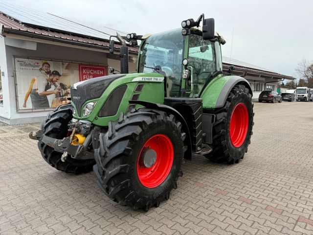 Fendt 718 Vario SCR Unfall