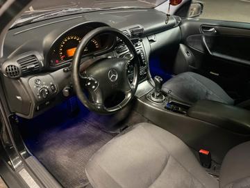صورة مصغرة 12 لـ 2001 Mercedes-BENZ C 180