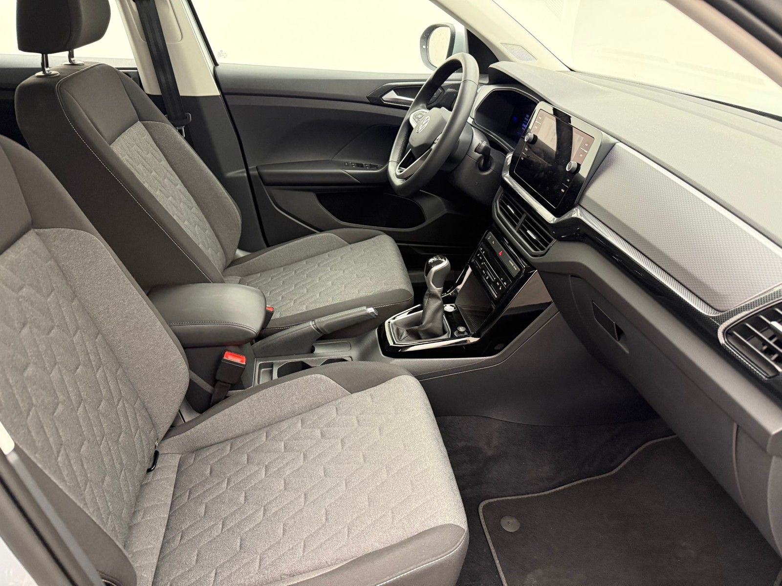 Volkswagen T-Cross 1.0 TSI Life 116PS IQ.DriveNaviKeyless imagem 3