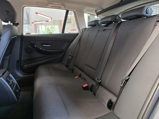 BMW 320 — Foto 28