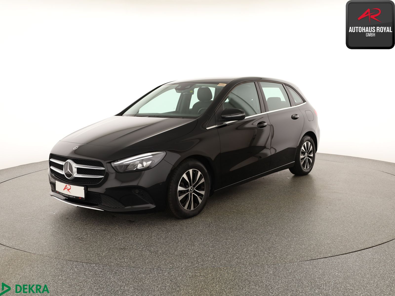 Mercedes-Benz B 200 d STYLE CARPLAY,DISTRONIC,LED,AHK,1.HD,SH