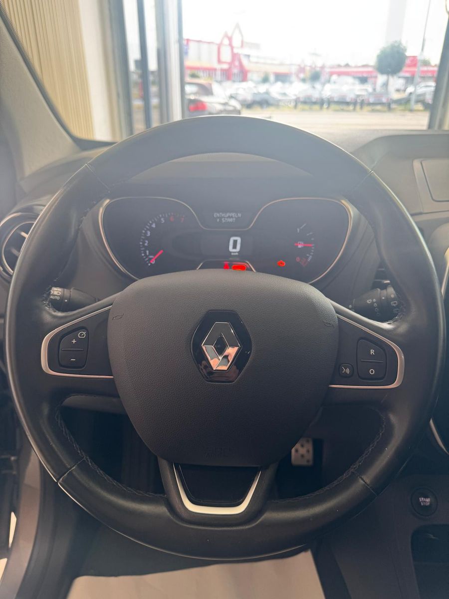 Fahrzeugabbildung Renault Captur Collection / LED / NAVI/KAMERA/SCHECKHEFT