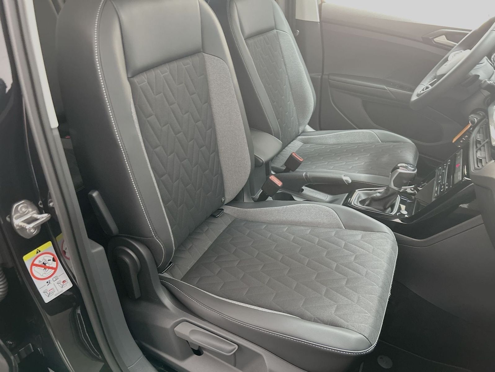 Volkswagen T-Cross - Bild 22