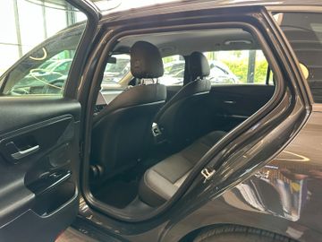 MYAUTOCENTER – Gebraucht- und Jahreswagen mit Werkstattservice in Pfaffenhofen Mercedes-Benz C 200 *VOLLDIGITAL*KEYLESS*2-ZONEN*ACC*NAVI*