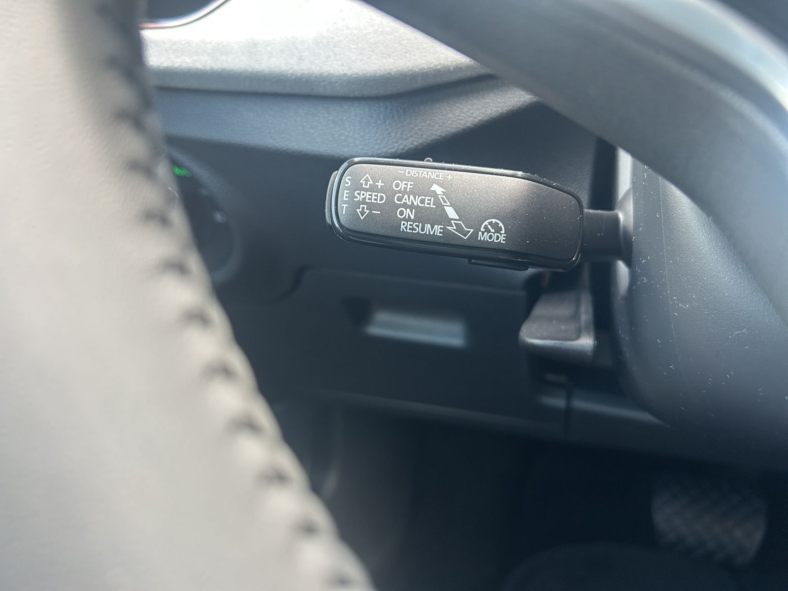 Fahrzeugabbildung SKODA Kamiq 1.0 DSG Selection AHK MATRIX