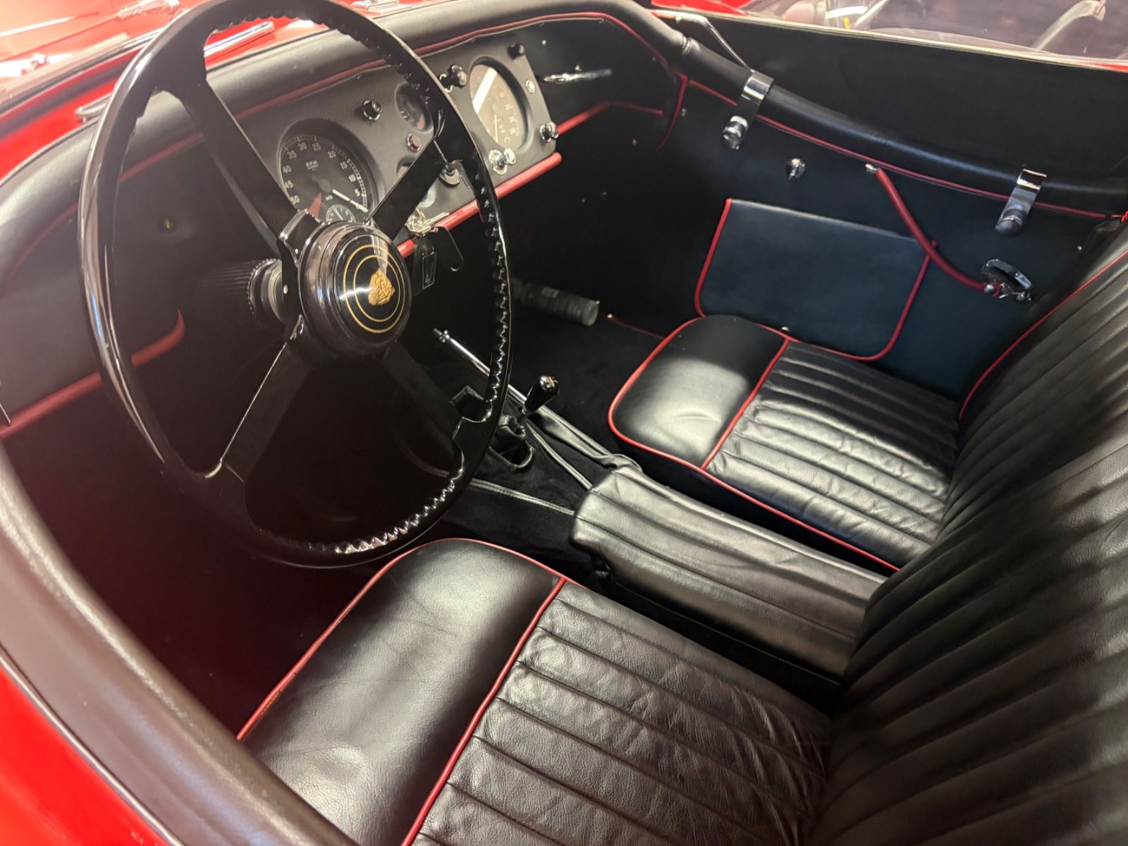 JAGUAR XK 10
