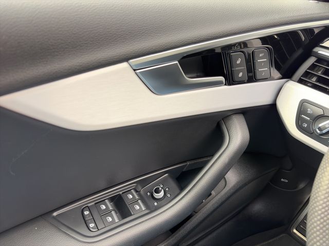 A4 Avant 40 2.0 TFSI quattro S line AHK ACC HUD
