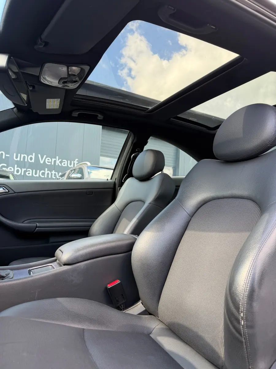 Mercedes-Benz CLC 200 Kompressor*XENON*PANO*TÜV NEU*6 GANG