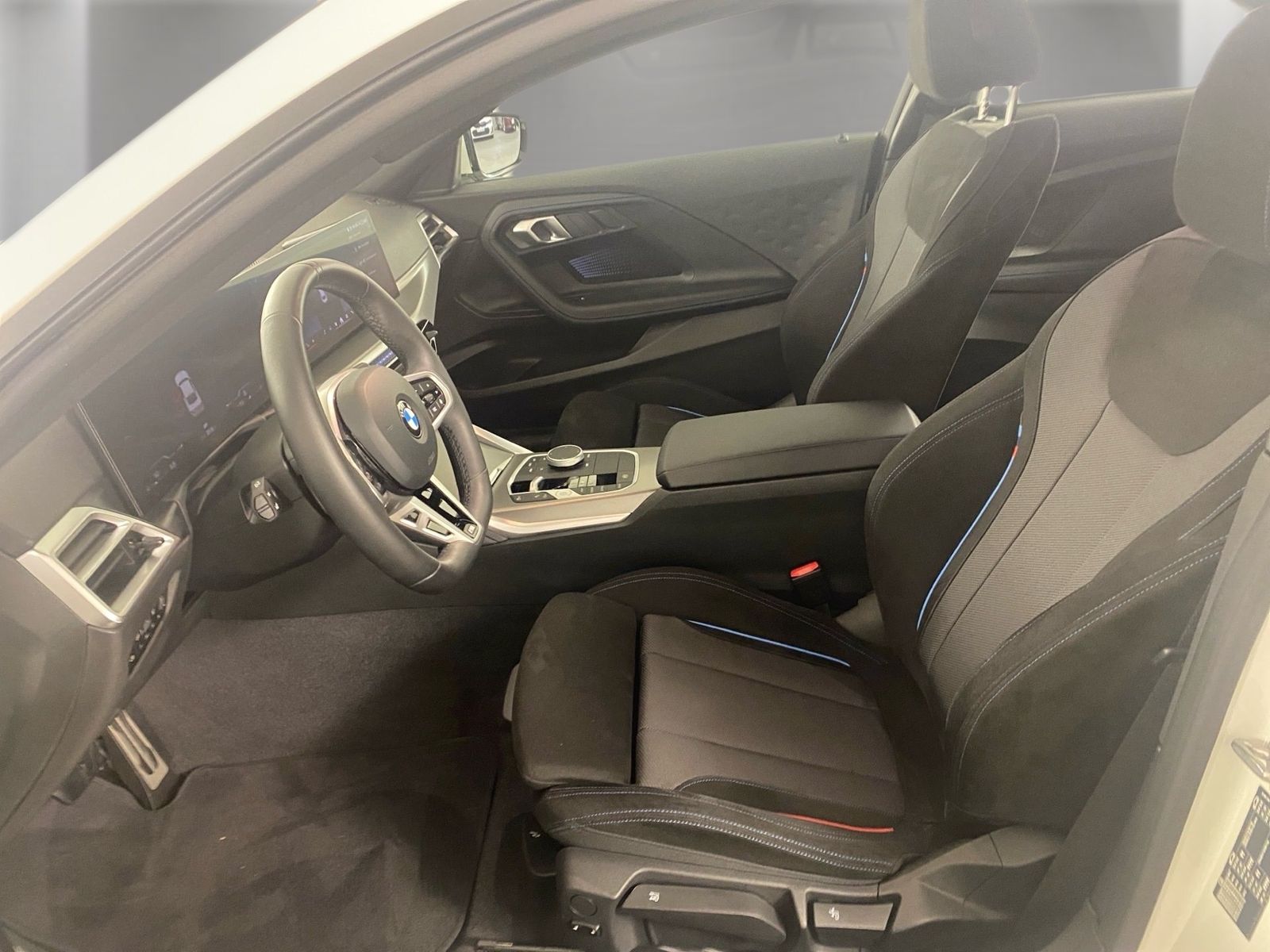 BMW 218 - Bild 9