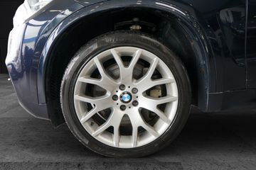 BMW X5 M50 - 4