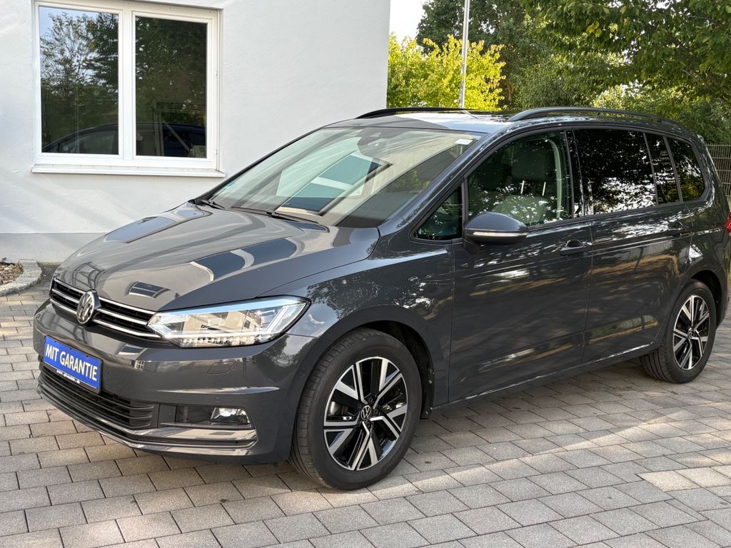 Image of Volkswagen Touran