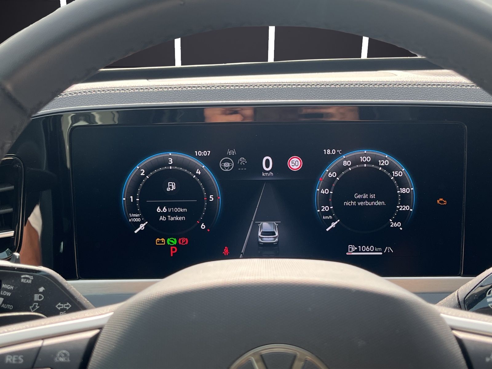 Fahrzeugabbildung Volkswagen Passat 2.0 TDI Elegance DSG LED ACC 18" AHK Lede