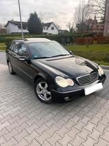 Mercedes-Benz MERCEDES BENZ C 320 AVANTGARDE LEDER NAVI ... - gebrauchte Mercedes-Benz C 320 aus dem Jahr 2001