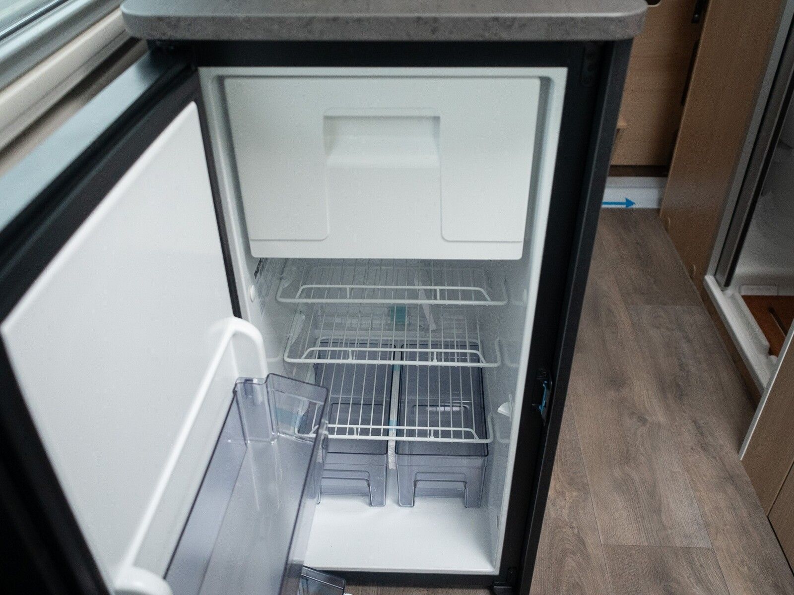 Fahrzeugabbildung Sunlight Cliff X 640 MJ26*Schwenkbad*Automatik*Panorama*