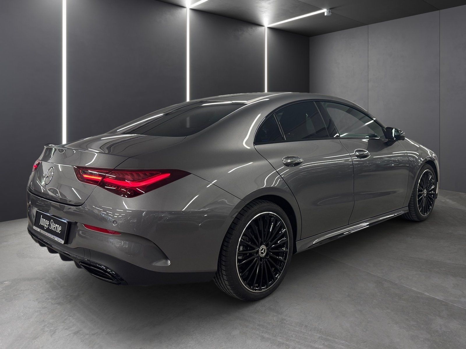 Fahrzeugabbildung Mercedes-Benz CLA 200 AMG Special Edition*Pano*360*Distr*Totw*