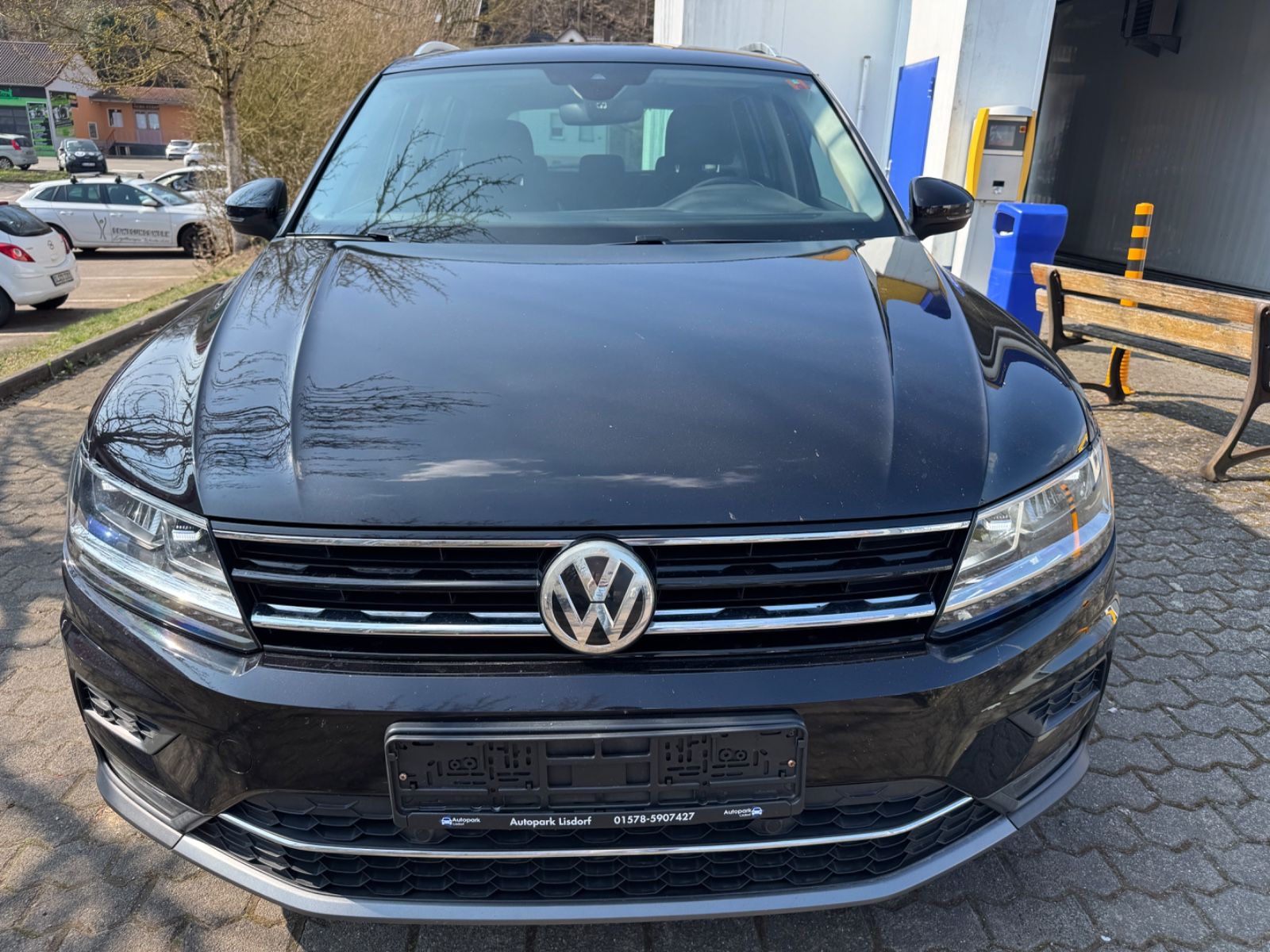 Fahrzeugabbildung Volkswagen Tiguan Highline BMT/Start-Stopp 4Motion LED+Kame