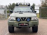 Nissan Patrol 3.0D RECHTSLENKER - aus 2000: Geländewagen