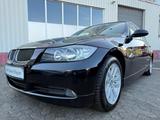 BMW 325i 160kW 218PS xDrive Limousine/SHZ/NAVI/PDC - BMW 325 in Hagen