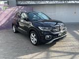 Volkswagen T-Cross 1.6 TDI DSG Style LED CarPlay AHK Assist - Volkswagen T-Cross mit Diesel-Antrieb: Automatik