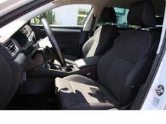 Fahrzeugabbildung Skoda Superb Ambition*Navi*AppConnect!*Winterpaket*Xen