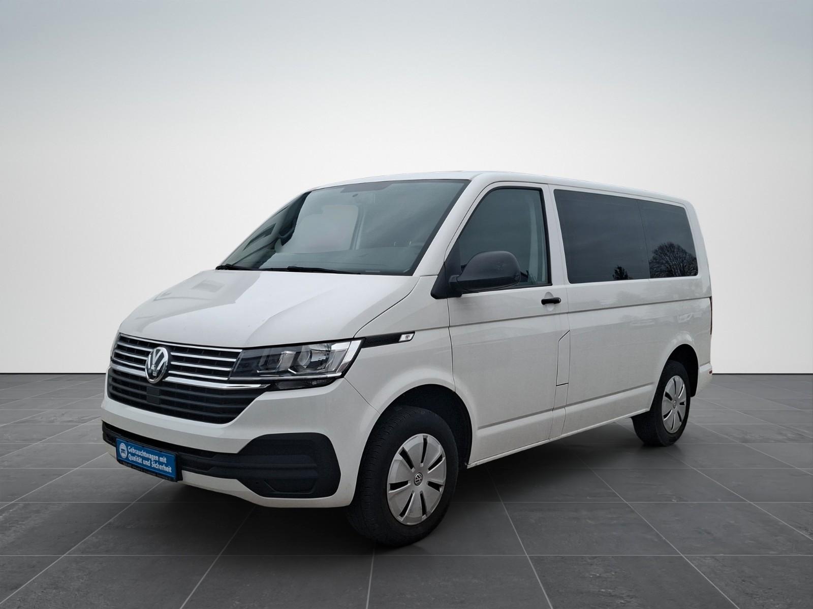 Volkswagen T6.1 Kombi mit Multivan Optik 9 Sitzer