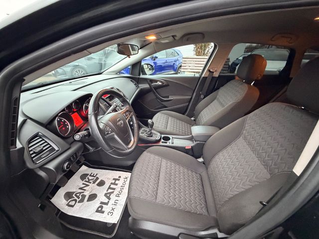 Opel Astra  J Lim. 5-trg. Active