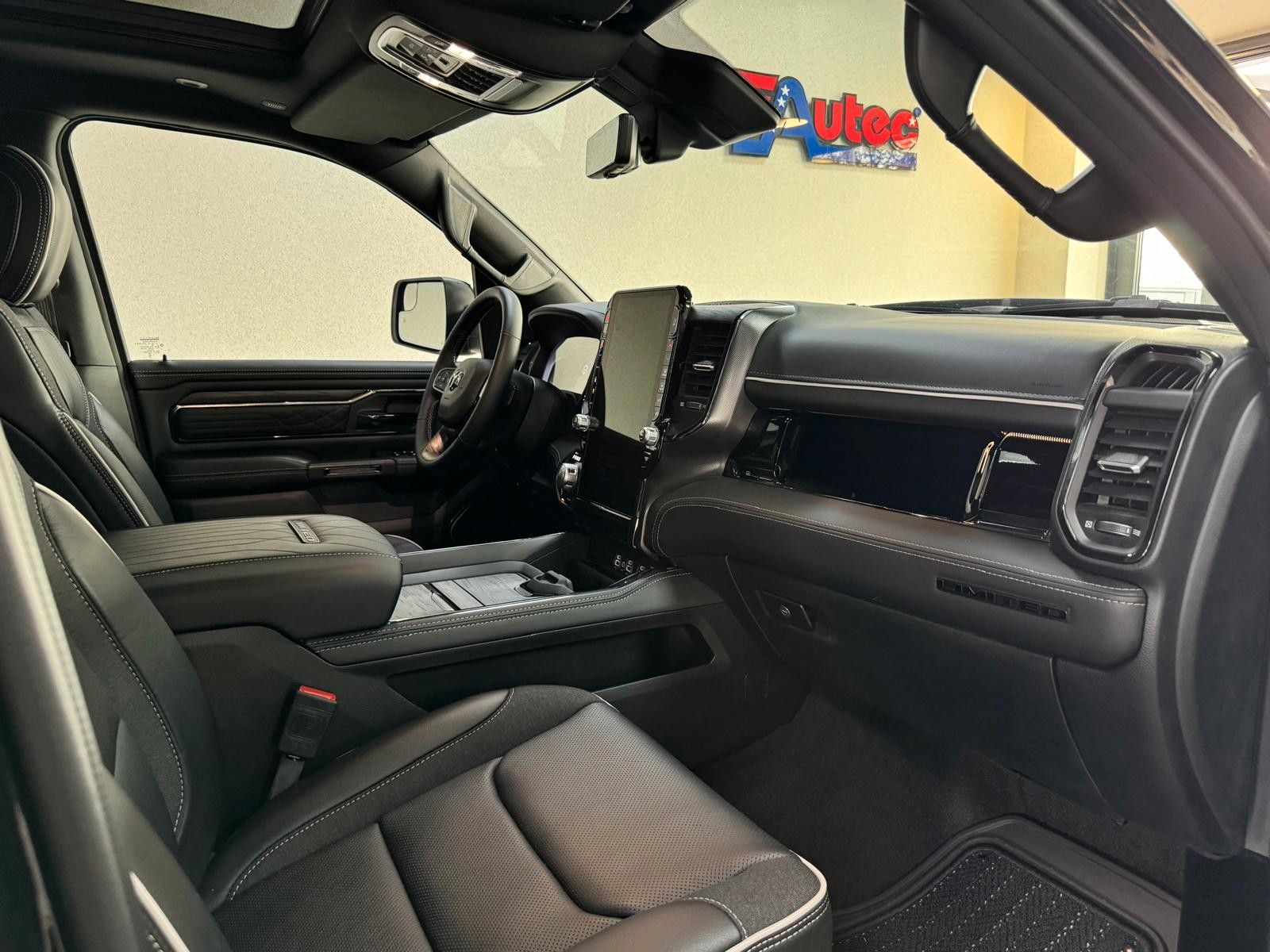 Fahrzeugabbildung Dodge RAM LIMITED HURRICANE 3.0L-HO 540 PS - RAMBOX