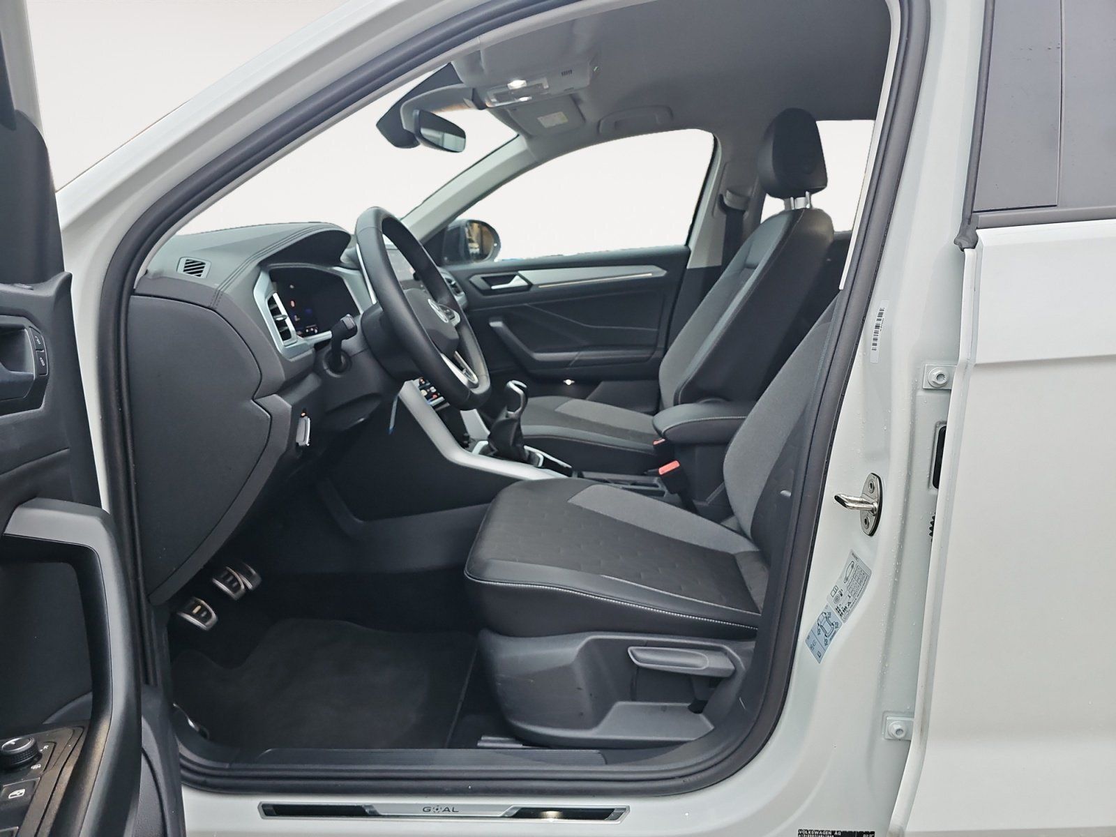 Volkswagen T-Roc - Bild 8