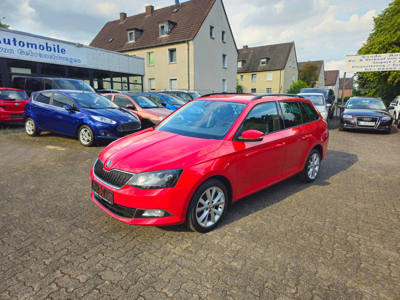 Skoda Fabia Combi Joy Bi-Xenon* Navi*16"Alufelgen