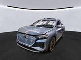 Audi Q4 E-TRON 45 2x S LINE MATRIX/HuD/PANO/AHK/NAV+ - blaue Audi Q4