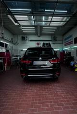 BMW X5 xDrive30d - - BMW X5 in Leverkusen