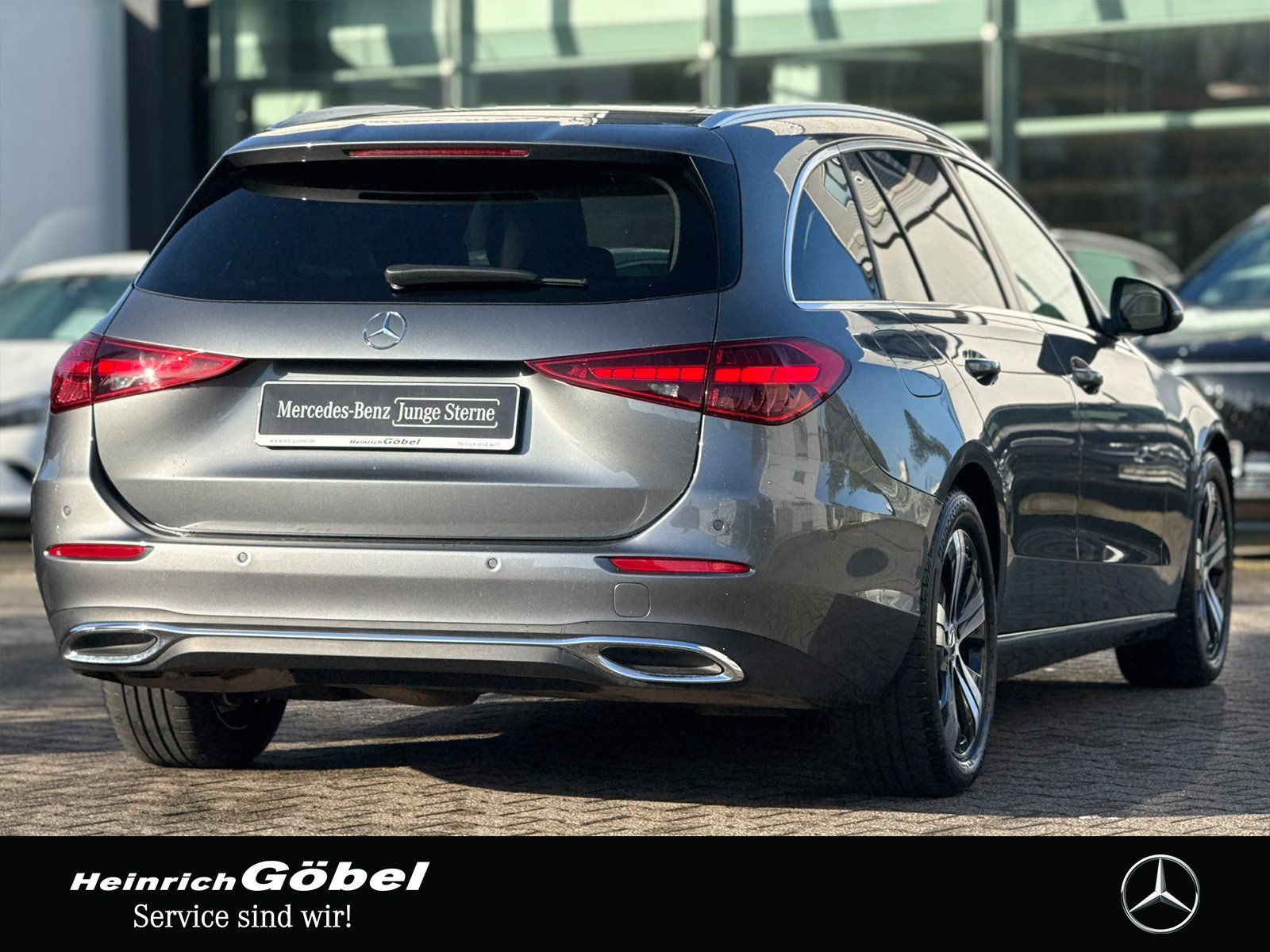 Fahrzeugabbildung Mercedes-Benz C 220 d T 4MATIC*AHK*BURMESTER*DIGITAL LIGHT*