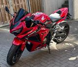 Honda CBR 650R