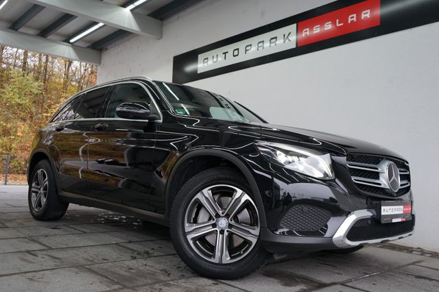 Mercedes-Benz GLC 250 d 4 Matic*AIRMATIC*DISTRONIC*LEDER*PANO*