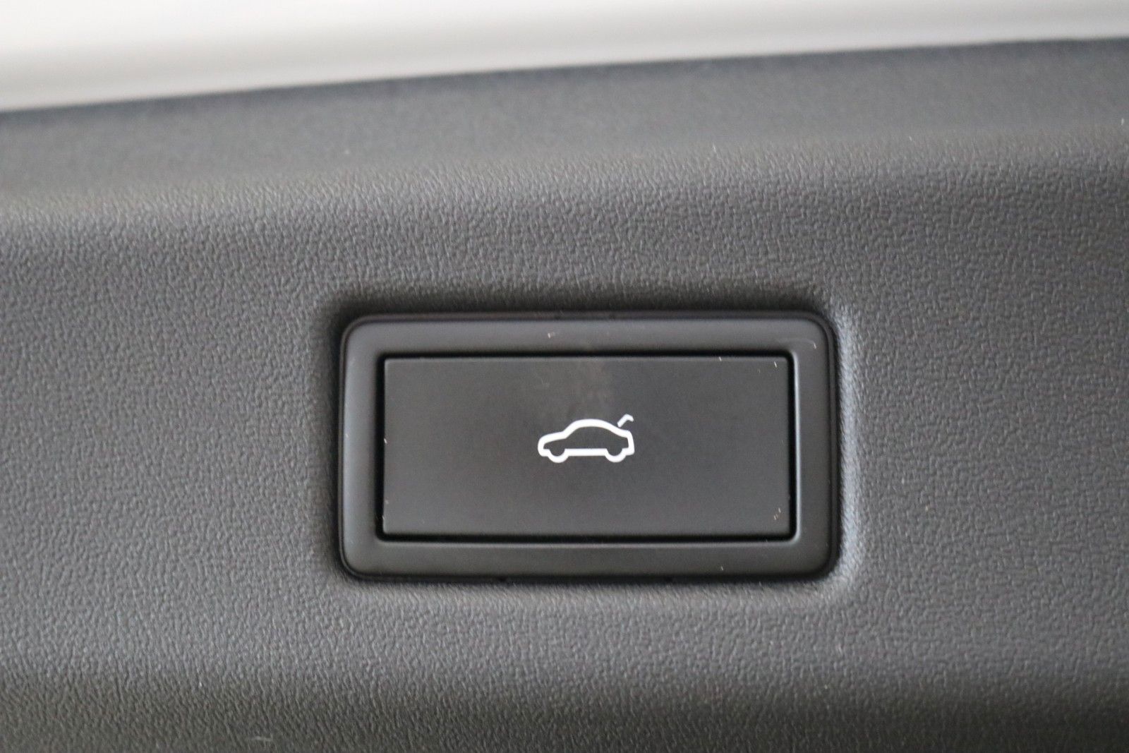 Volkswagen ID.7 Tourer Pro AHK HUD 360° Matrix Memory 99% foto 7