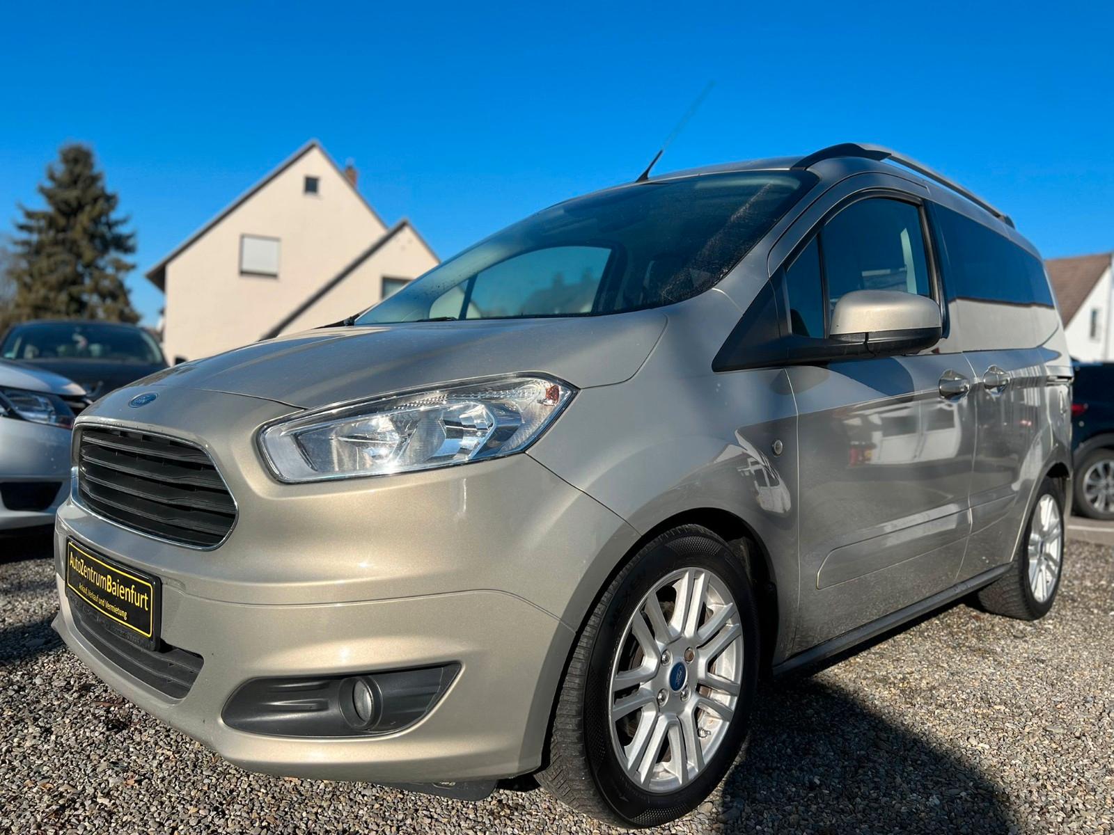 Ford Tourneo Courier Titanium