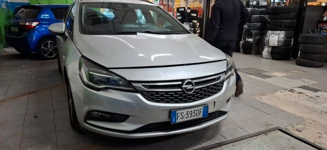 Opel Astra 1.6 CDTi 110CV 2018 s.w. DISTRIBUZION