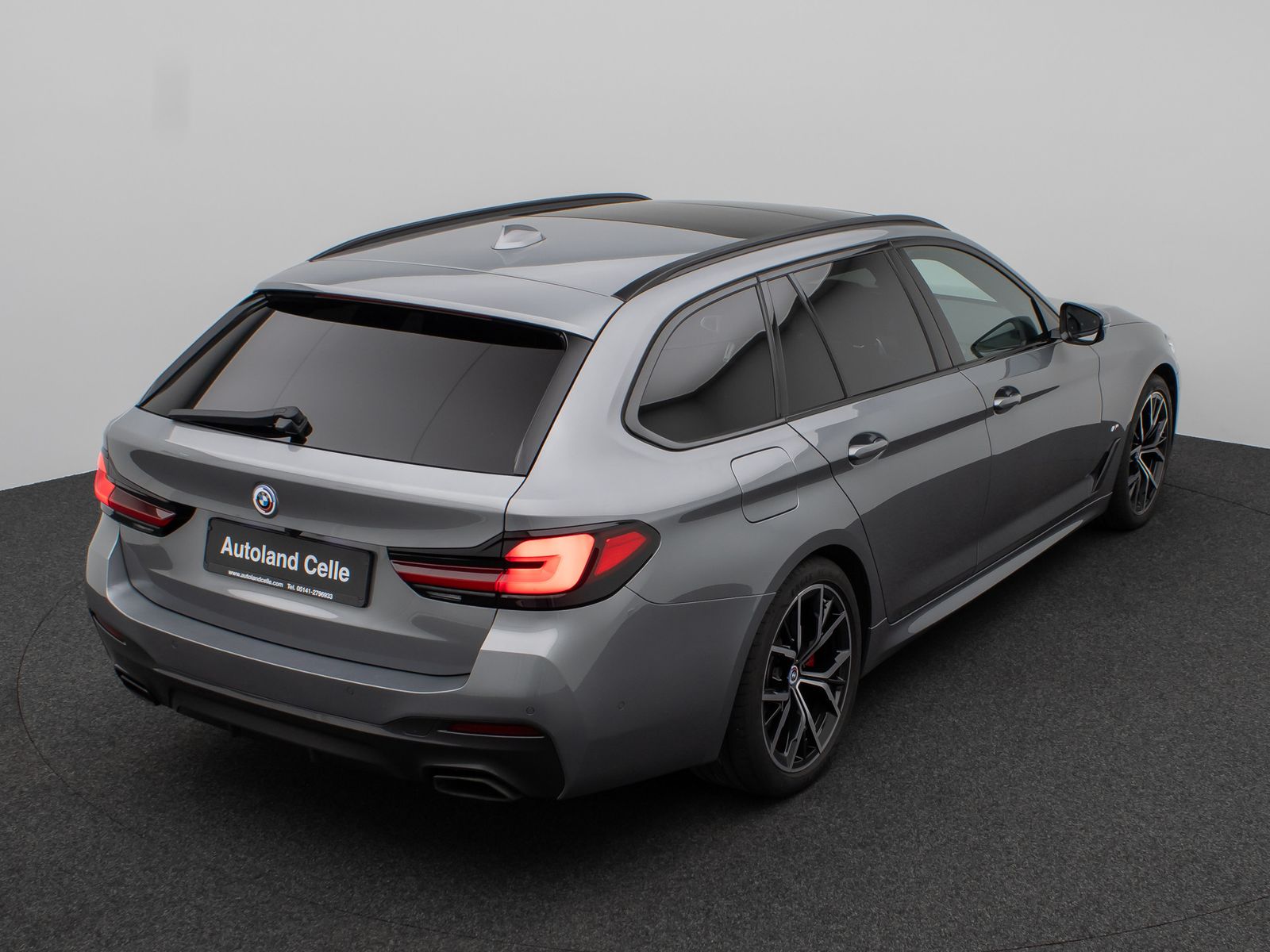 Fahrzeugabbildung BMW 540d xD M SportPro Panoram Kamera Laser HUD HiFi