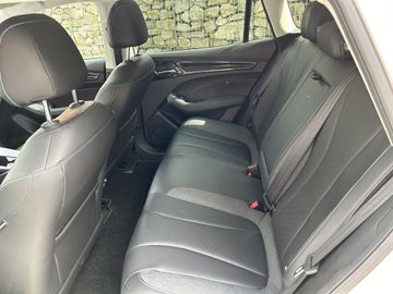 MG MG5 Maximal Luxury
