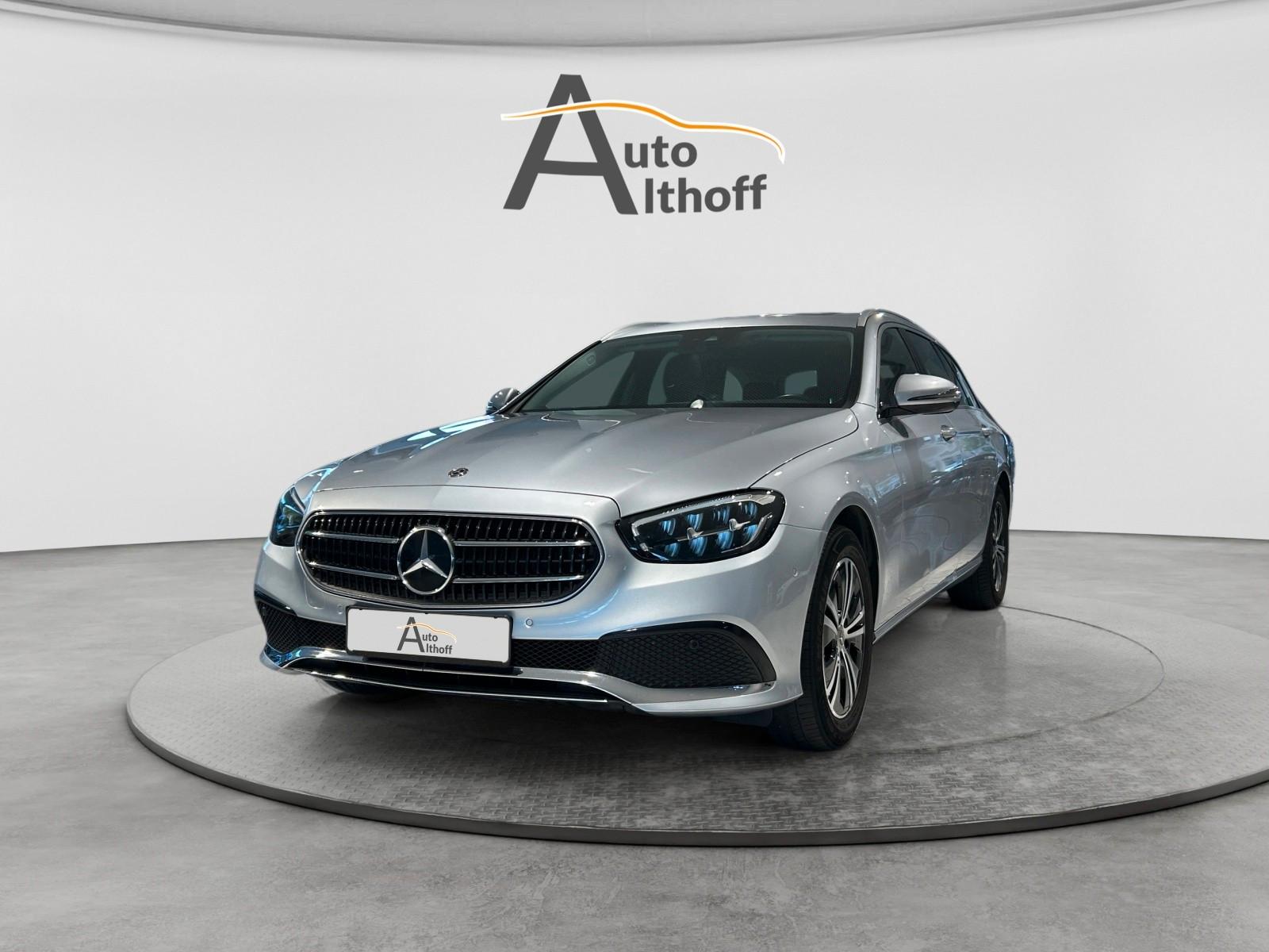 Mercedes-Benz E200 T NAV/LED/E-SITZ/KAM/SZH/SCHIEBE/AMBIENTE