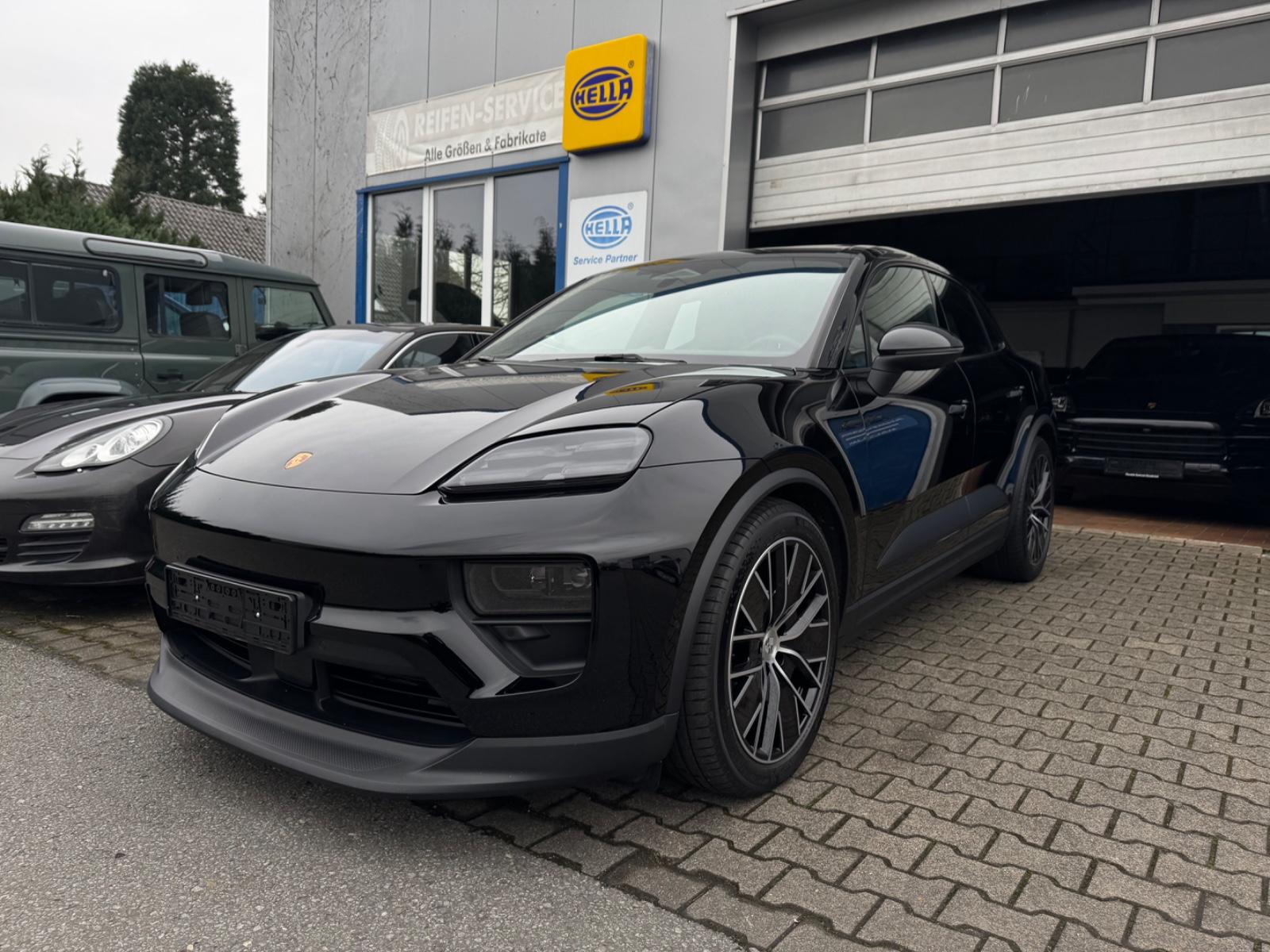 Porsche Macan Electric 4*BI-COLOR*LUFTF*PANO*21ZOLL*
