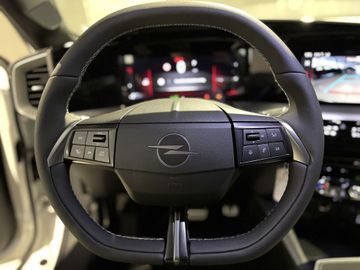 Fotografie 17 des Opel Mokka 1.2 DI Turbo Automatik GS