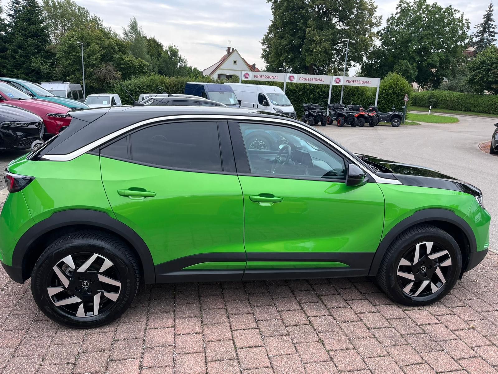 Fahrzeugabbildung Opel Mokka Elegance