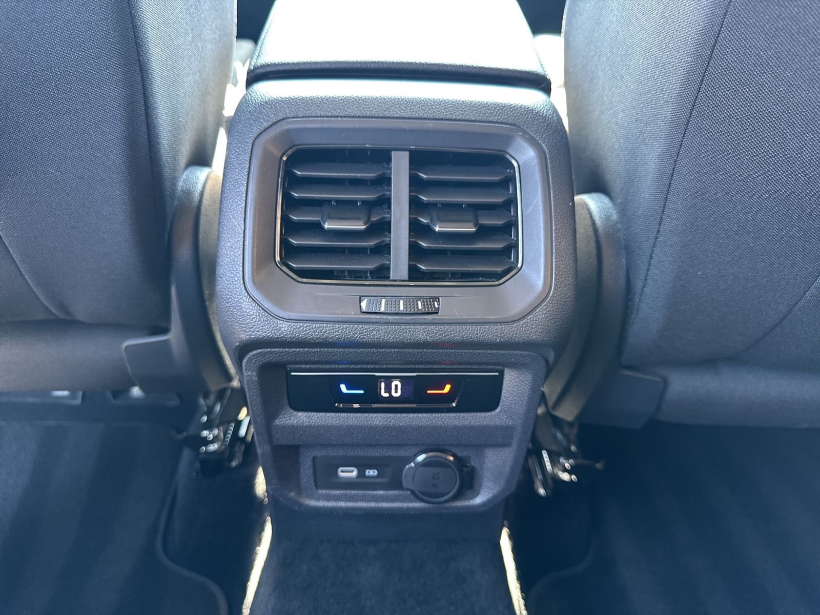 Tiguan Allspace 2.0 TDI Elegance 4Motion, AHK, N