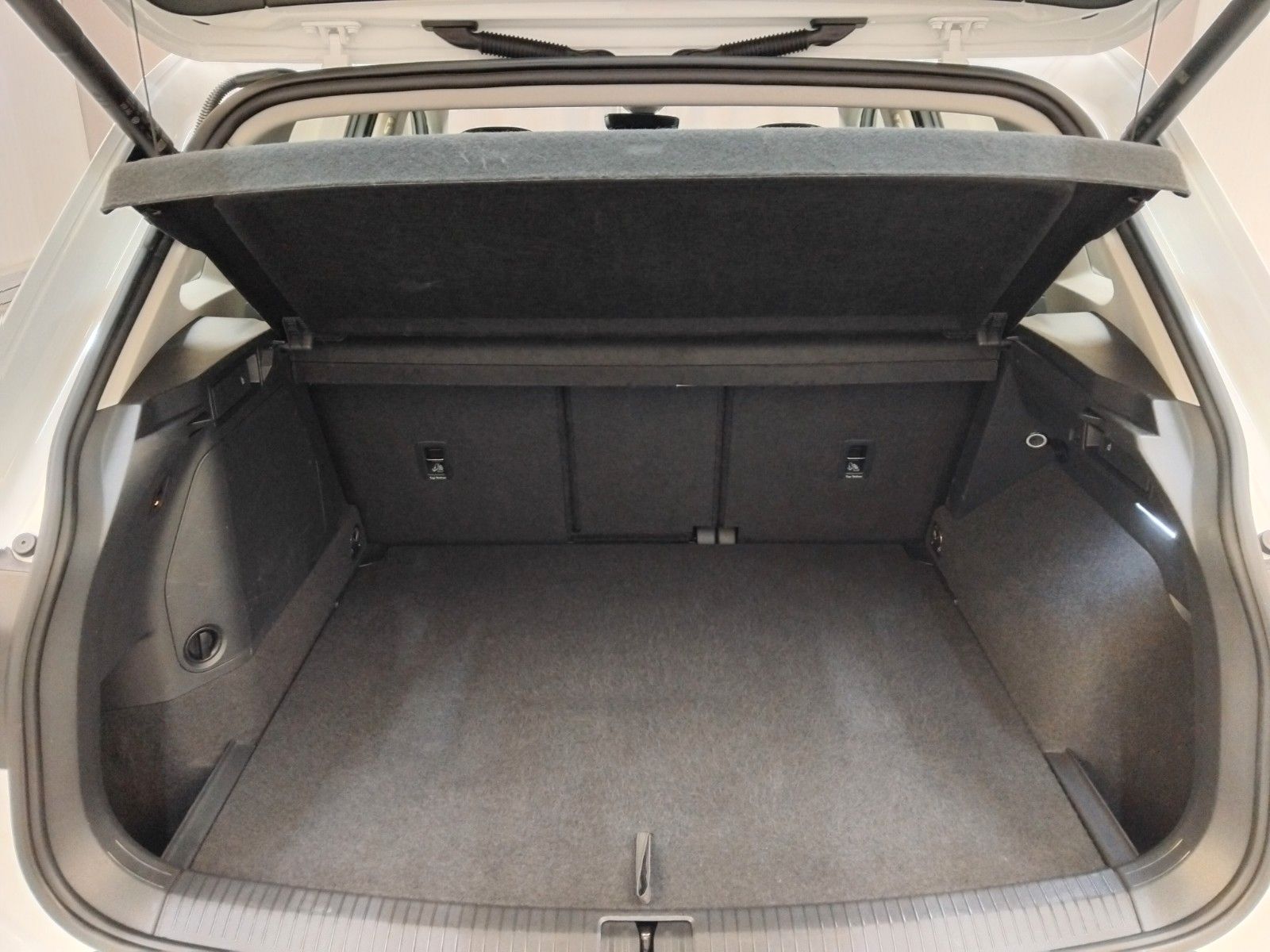 Vw Tiguan (12/2022, Hybrid (Benzin/Elektro))