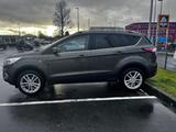 Ford Kuga 1,5 EcoBoost 4x2 110kW Titanium Titanium - Ford Kuga von privat